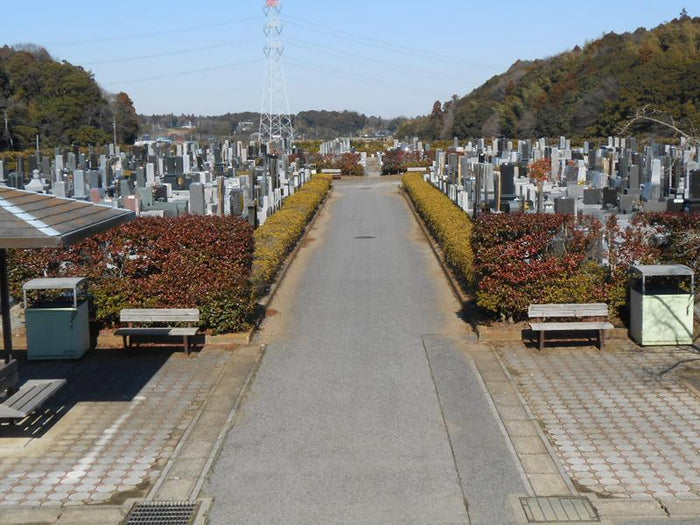 松戸市営白井聖地公園