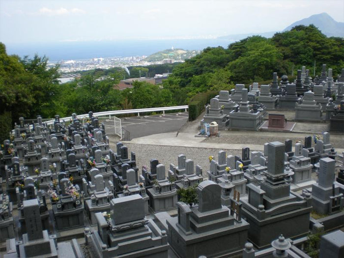 鶴見やすらぎ霊園